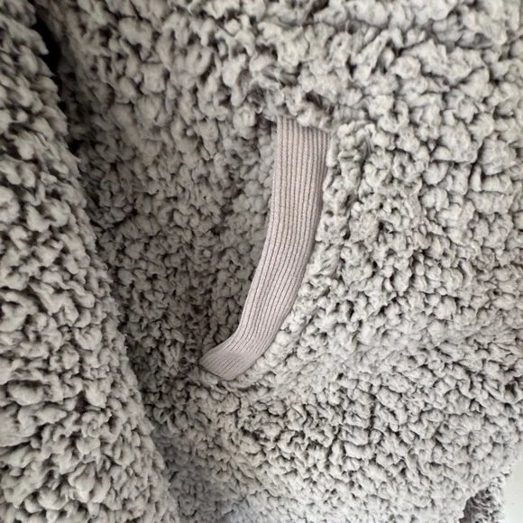 Pottery Barn Coziest Sherpa Robe Heathered Gray Size-Large L - Picture 7 of 10